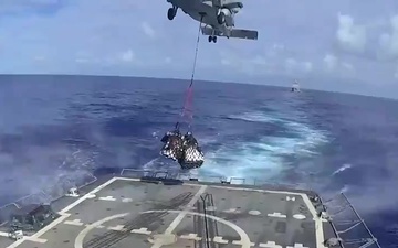 USS Chung-Hoon Vertical Replenishment