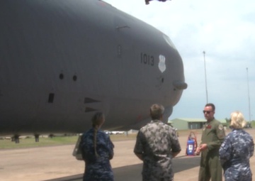 RAAF tours B-52 Stratofortress