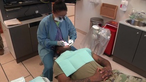 Soldiers get their teeth whitened