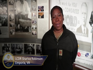 LCDR Shariva Robinson - HOLIDAY GREETING
