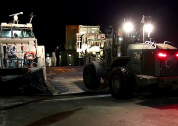 SPMAGTF Peru Arrives at White Beach