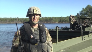Engineers, Paratroopers perform wet gap training exercise