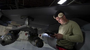 Load Crew Completes Monthly Qualification