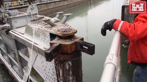Buffalo District lifts and lowers Black Rock Lock west gate