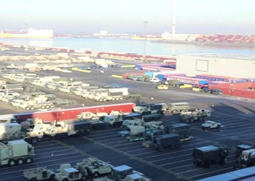 1st Armored Brigade Combat Team, 1st Infantry Division Arrives in Europe: Ship Offload