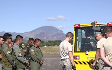 U.S., PAF Airmen Deepen Professional Relationships
