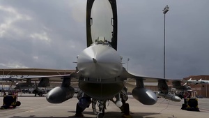 "Tigers" prepare F-16CM Fighting Falcon for night operation