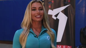 Miami Dolphins Alumni and Cheerleaders visit 386th