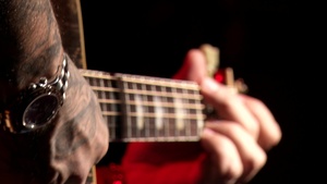 Aaron Lewis performs live for MCAS Iwakuni residents.  (B-Roll)