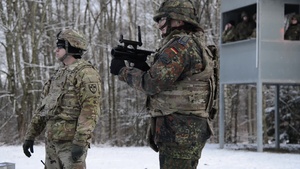 554th Military Police Company Conduct Weapons Qualification