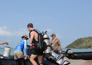 Cobra Gold 19: U.S. and Royal Thai Navy denizens of the deep