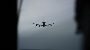 9th Airlift Squadron C-5M Super Galaxy refuels with 434th Air Refueling Wing