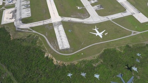Formation Flight Demonstrates Air Power in Pacific