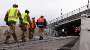 CW3 Maximin Helps USARAF Set the Theater