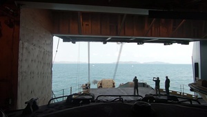 CLR-3 facilitates an amphibious offload of the U.S.N.S. Pililaau