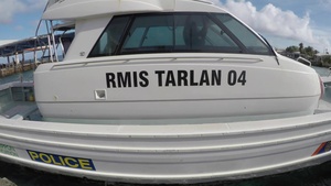 U.S. Coast Guard, Marshall Islands Police Conduct SAR Patterns