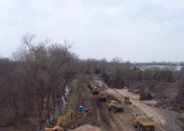 USACE working to restore Union Dike levee Mar. 26, 2019