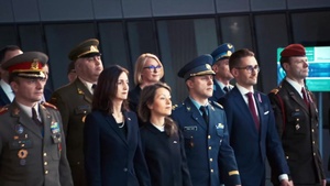 NATO Allies walk together - NATO's 70th anniversary (IT Version)