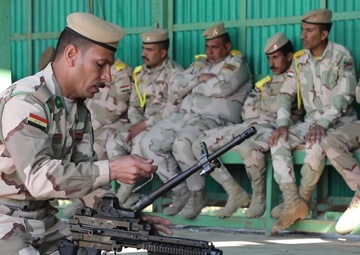 Iraqi Weapons Training
