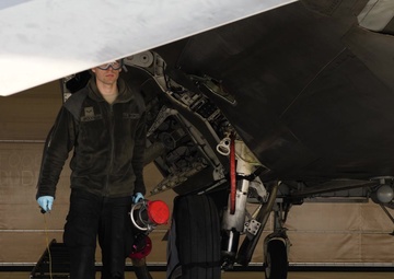 Exercise Polar Force POL training &amp; F-22 Refueling