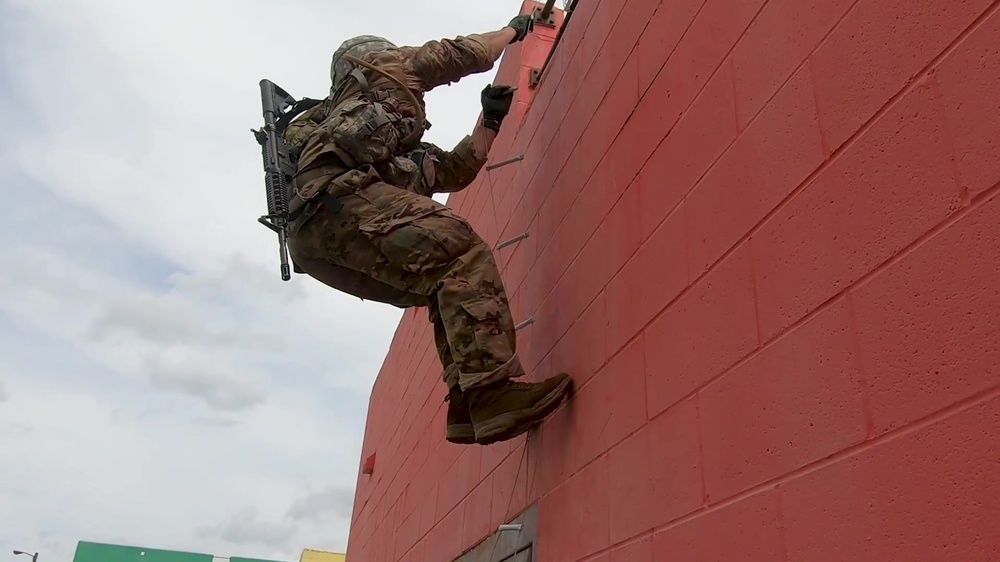 DVIDS - Video - USAF TACP Airmen Competing in the 2019 Best Ranger ...