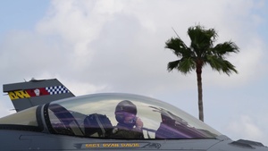 Viper Demo celebrates SUN 'n FUN