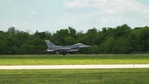 8th Fighter Squadron deploys to New Orleans