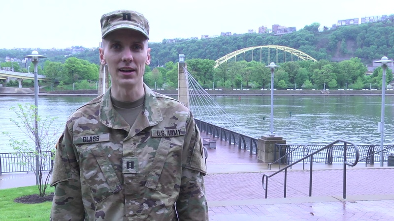U.S. Army Reserve Soldiers race in Pittsburgh Marathon