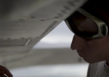 Theater Security Package 19.1 U.S. Air Force Maintainers (TV)