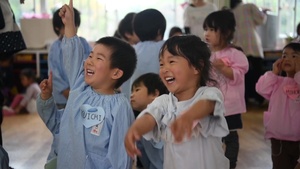 MCAS Iwakuni Marines build friendships with Japanese children  (Package/Pkg)