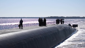 B-Roll USS Rhode Island Returns to Naval Submarine Base Kings Bay