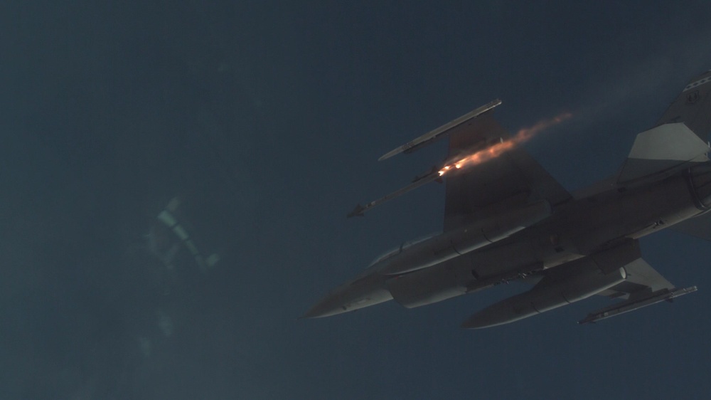 DVIDS - Video - AIM-9X Missile Shot