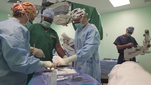 Cataract Surgery, Surgical Tech Part 1 - New Horizons 2019