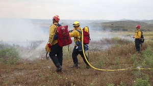 B-ROLL: Turn up the heat: Camp Pendleton Fire Department hosts Wildland Fire School