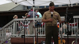 Swansboro Mayor presents Marine Corps Installations East sergeant major with key to the town during Military Appreciation Day