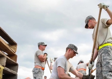 Guard Airmen support Missouri flood response