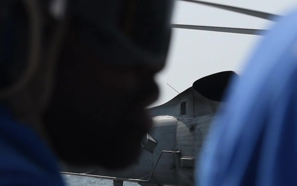 Turkish navy lands S70-B Seahawk helicopter aboard USS Mount Whitney