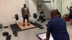 U.S. Soldiers Compete in 1000 Pound Challenge
