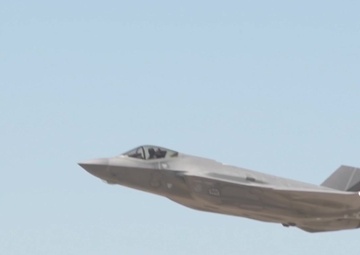 F-35 Take-off Slow-mo