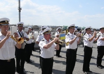 190704 USS Carney Arrives in Odesa, Ukraine B Roll