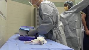 134th Certified Registered Nurse Anesthetist Trains with Active Duty Counterparts