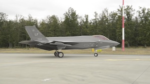 Air Force F-35A Lightning II aircrafts land in Poland