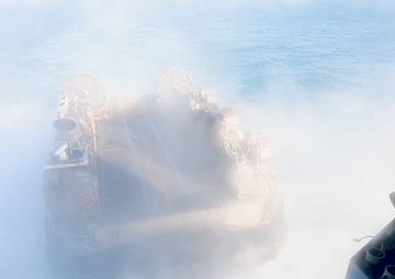 USS Wasp (LHD 1) and (NBU) 7 Conduct LCAC Launch and Recovery Operations During Talisman Sabre 2019