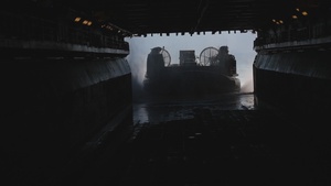 USS Wasp (LHD 1) and (NBU) 7 Conduct LCAC Launch and Recovery Operations During Talisman Sabre 2019