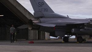 IAS19: 52 FW Arrives