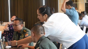U.S. and Indonesian service members “threat hunt” during Information System and Technology Exchange