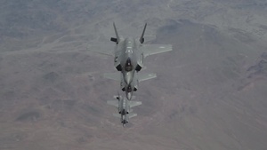 F-35 Lightning II Inflight from Luke AFB 6-sec