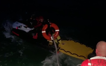 Coast Guard Station Bodega Bay and Marin County Fire Department conduct interagency rescue