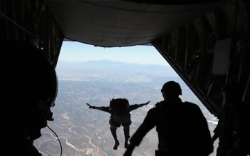 39th AS drops over 200 Marines over Camp Pendleton