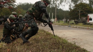 US Marines, Partner Nations Train for Landing Humanitarian Aid During Multinational Exercise in Brazil
